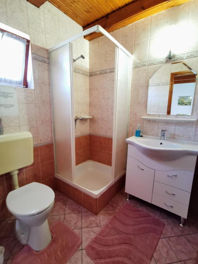 Magyar Apartmanhazak I-Iii. 佐洛卡罗斯 外观 照片